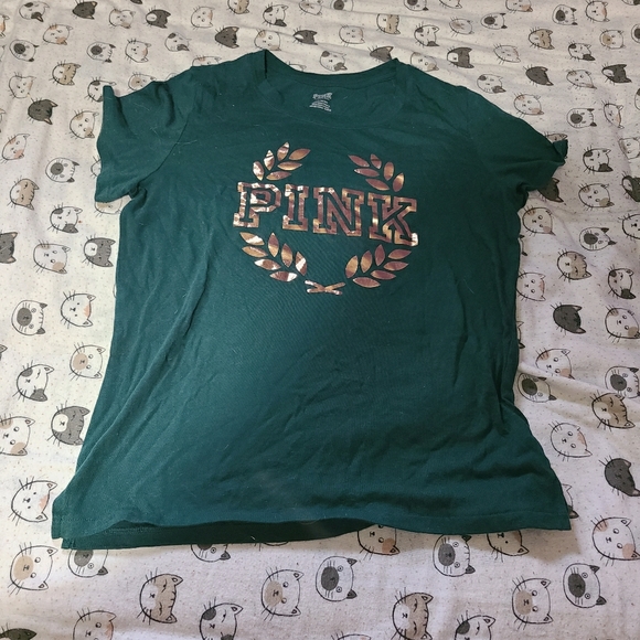 Large Pink Shirt - Picture 1 of 2